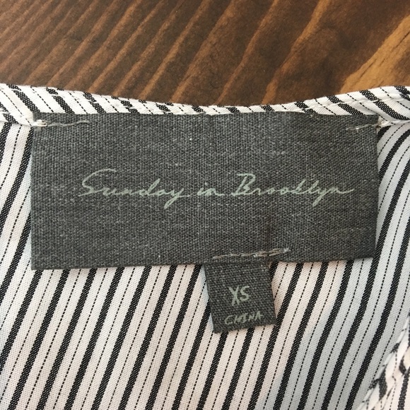 Sunday in Brooklyn | Puff Balloon Sleeve Striped Design Blouse - Picture 6 of 6